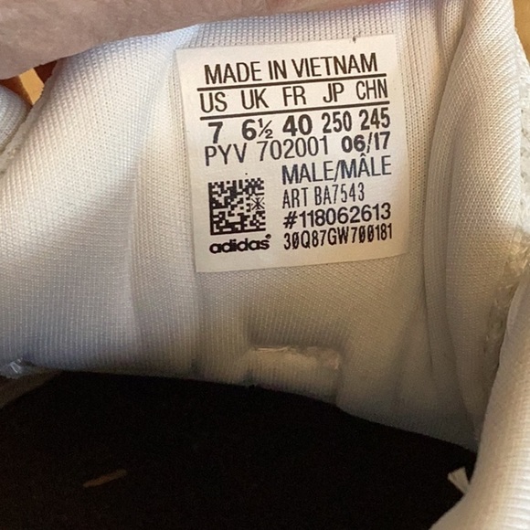 Adidas - white Response Boost LT running shoes, men’s size 7 - Picture 13 of 16